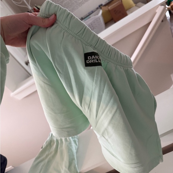 Daily Drills Surf Shorts - Picture 3 of 4